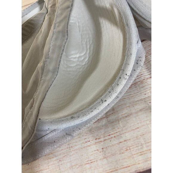 Victoria Secret Women's Underwired Lightly Padded Bra - 38DDD - Picture 9 of 13